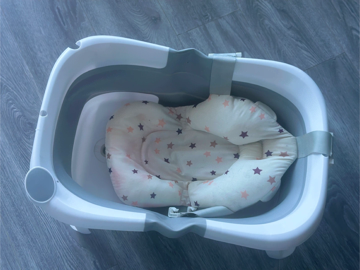Collapsible Baby Bathtub with Cushion - photo 2