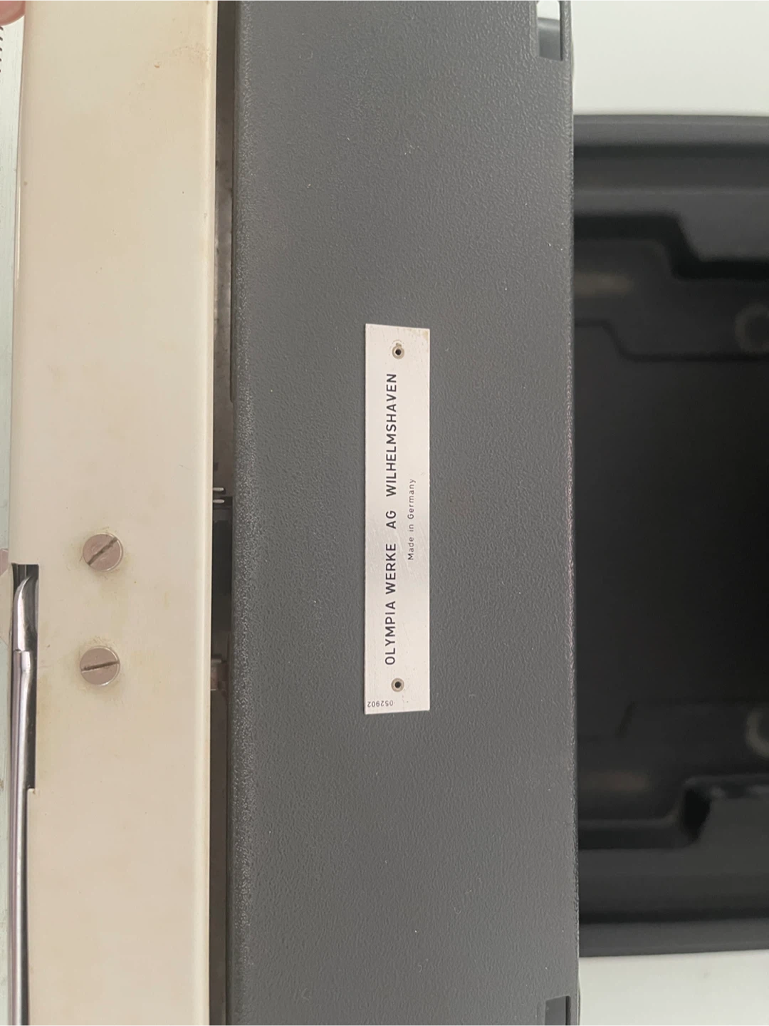 Olympia Typewriter - Made um Germay - photo 4