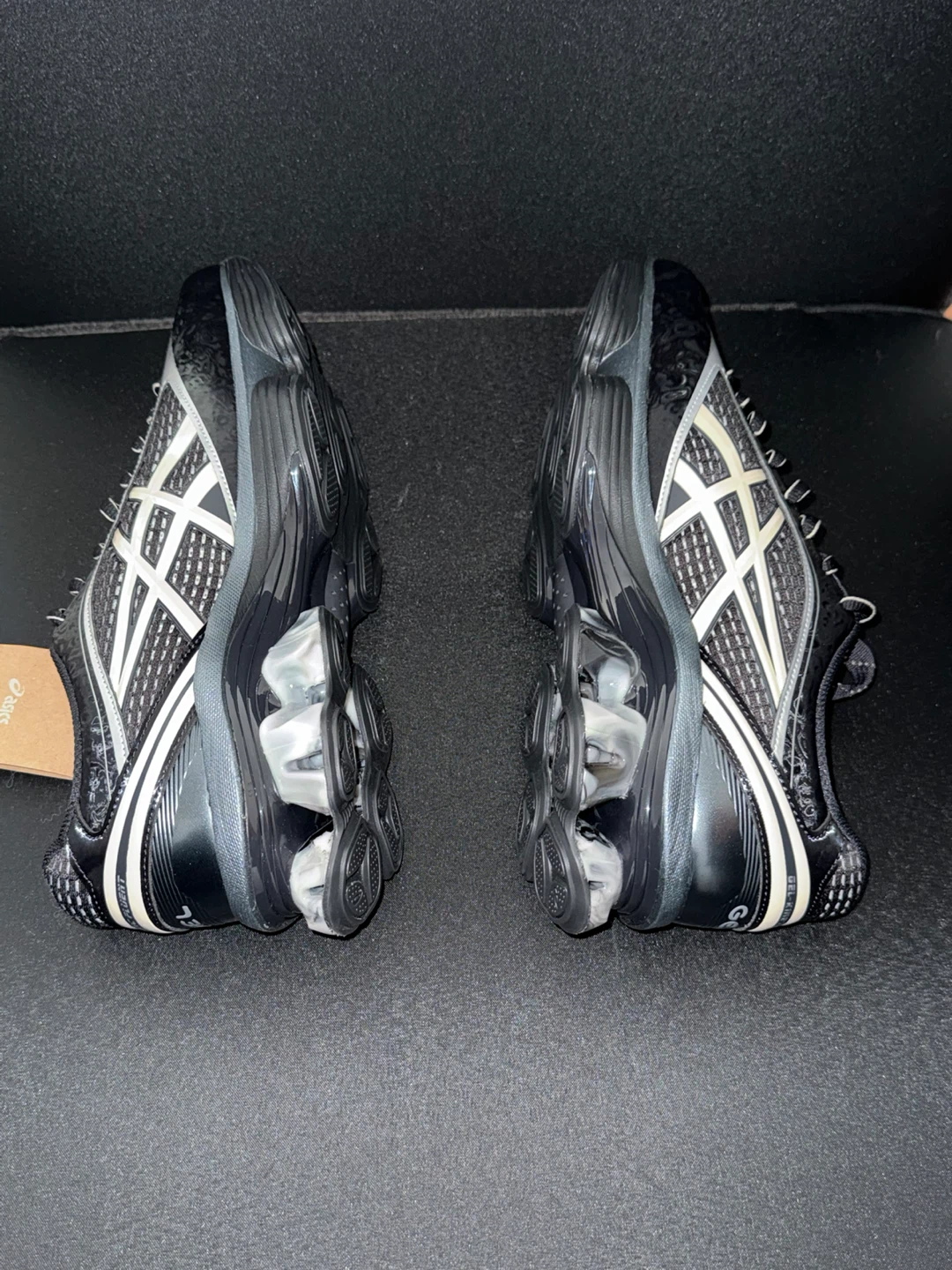 ASICS US6-S GEL-Fluent Black/Vanilla SIZE 11 - photo 4
