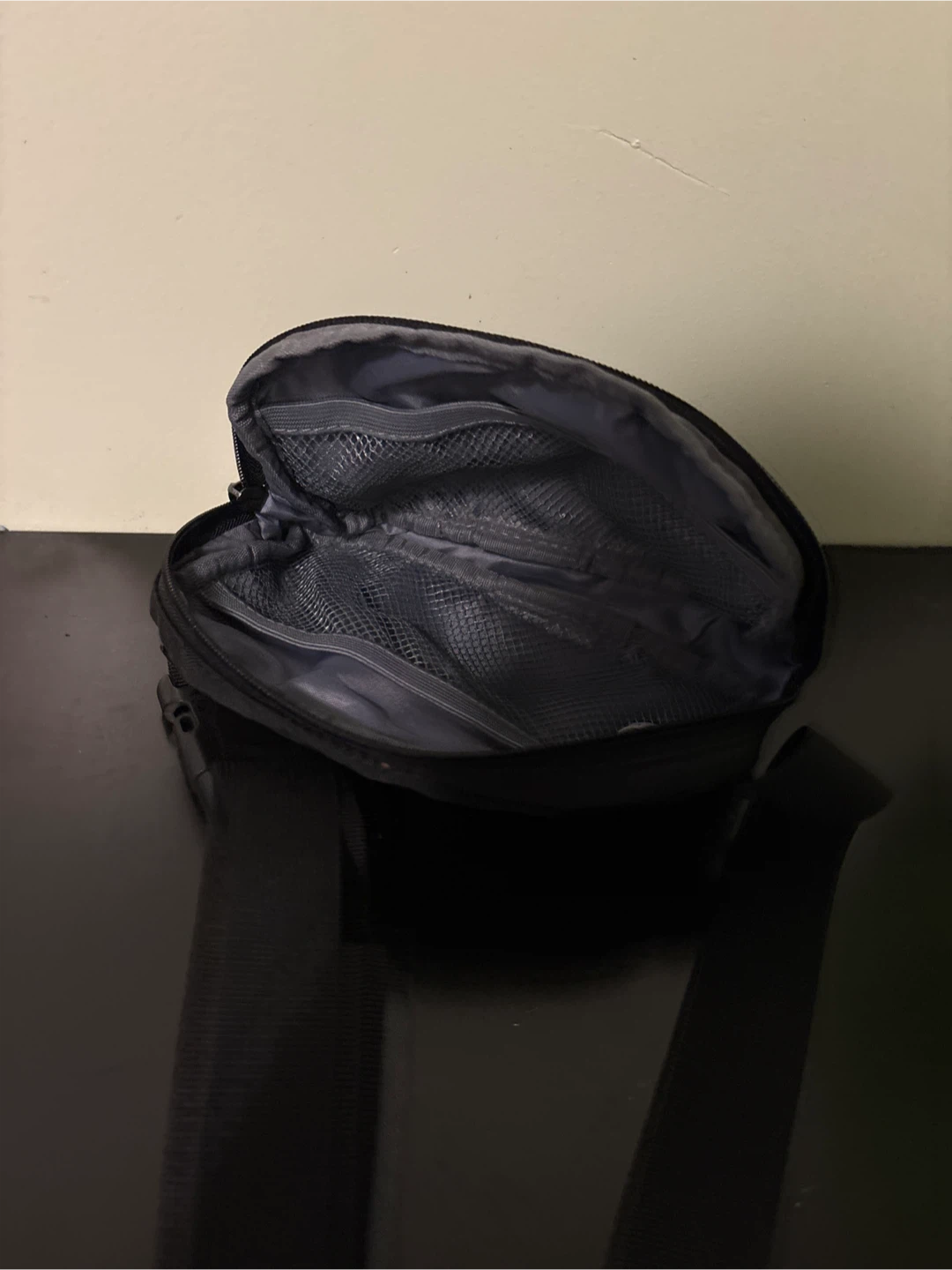 Niagara College Canada Fanny Pack / Belt Bag - photo 2
