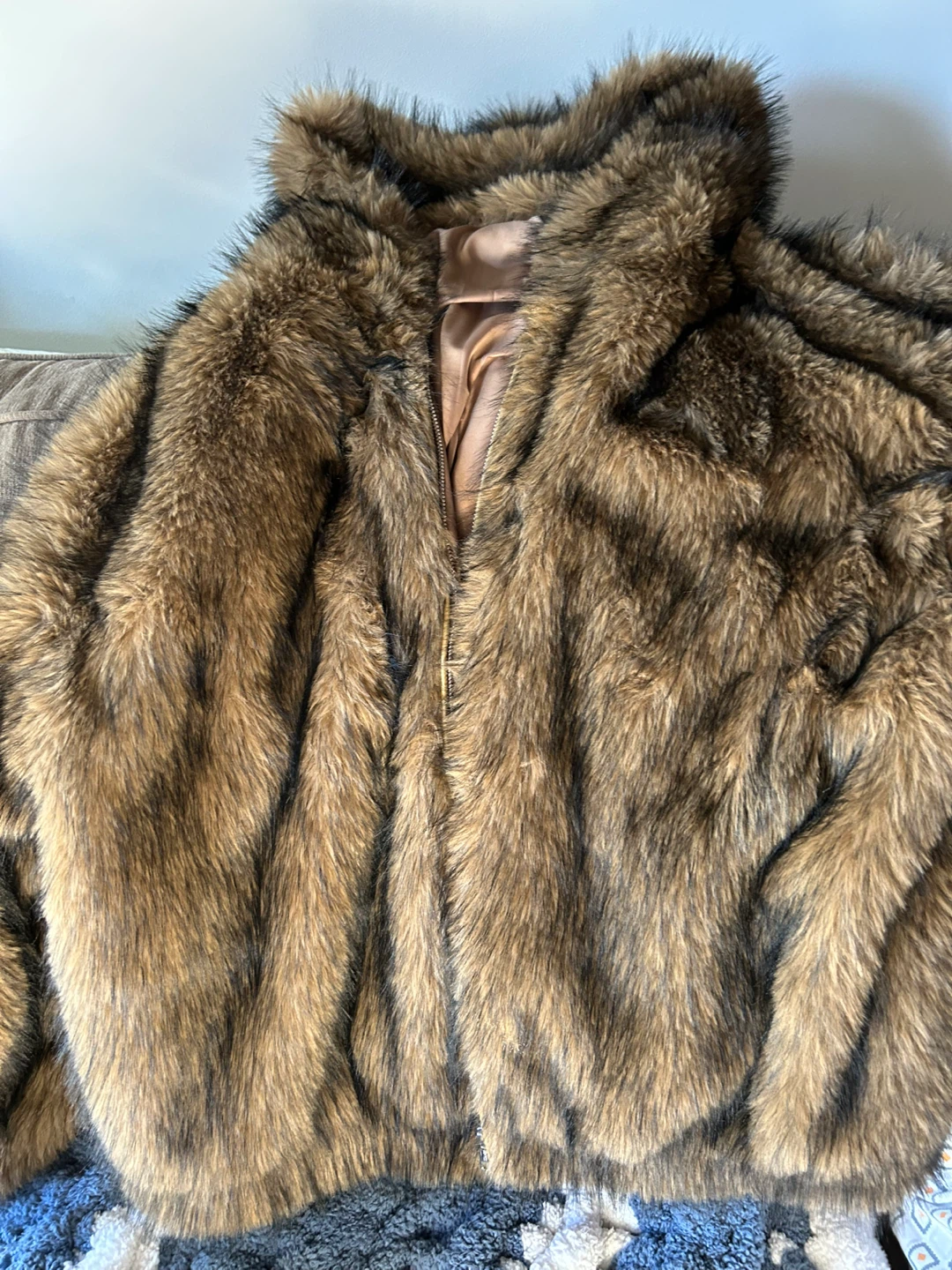 Faux Fur Hooded Jacket - photo 3