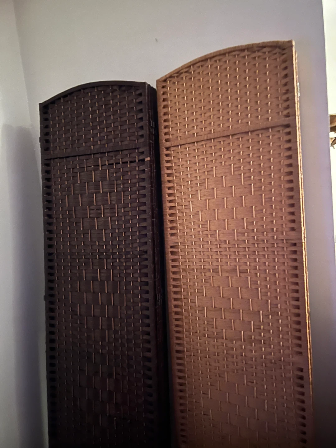 Two room dividers / partitions