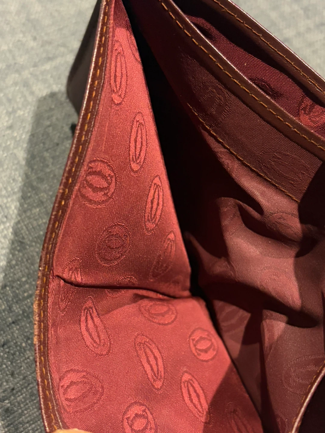Cartier Vintage Leather Bifold Wallet - photo 5