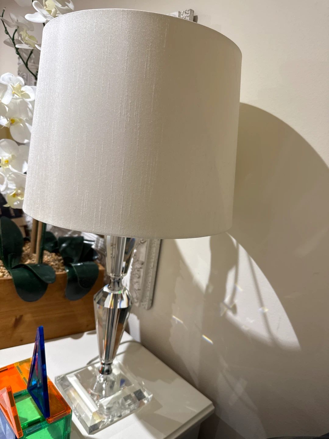 Crystal Table Lamp with White Shade - photo 2