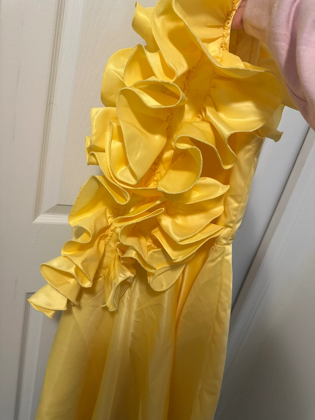 Yellow Ruffle One Shoulder Cocktail Dress - photo 2