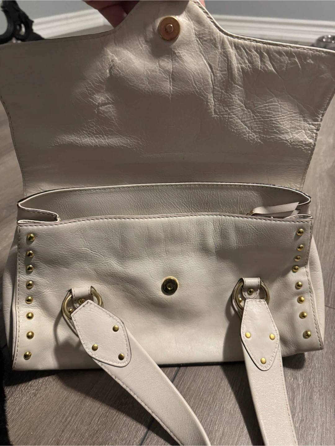 Michael Kors White Leather Studded Handbag - photo 4