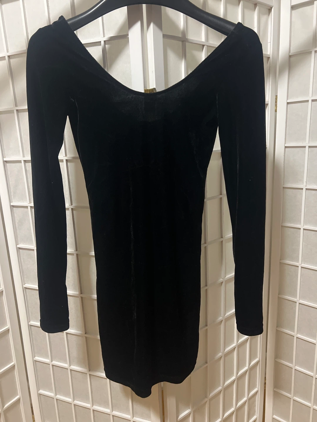Black Velvet Long Sleeve Dress