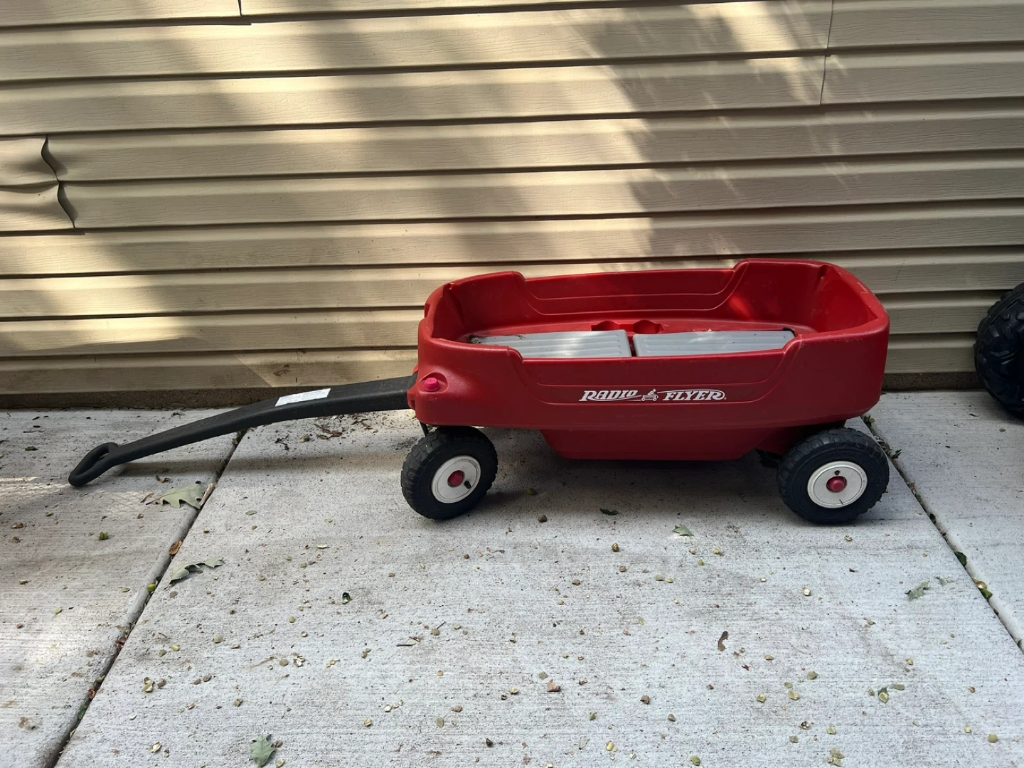 Radio Flyer Red Kids Wagon