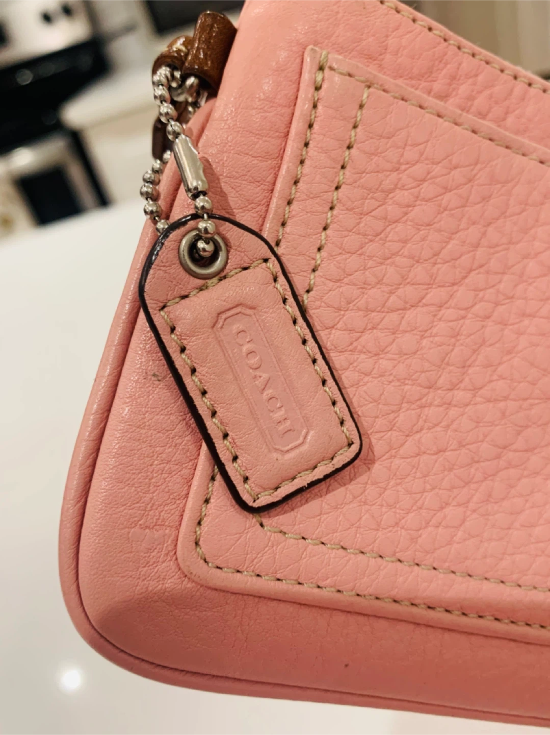 🩷 Price Firm! Coach Pink Leather Wristlet 🩷 - photo 4