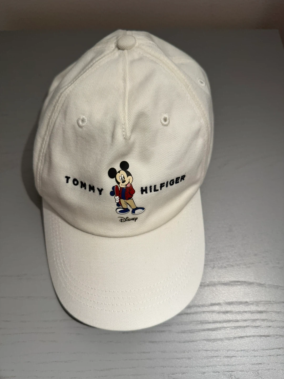 Washed Tommy Hilfiger x Disney Mickey Mouse Baseball Cap - White