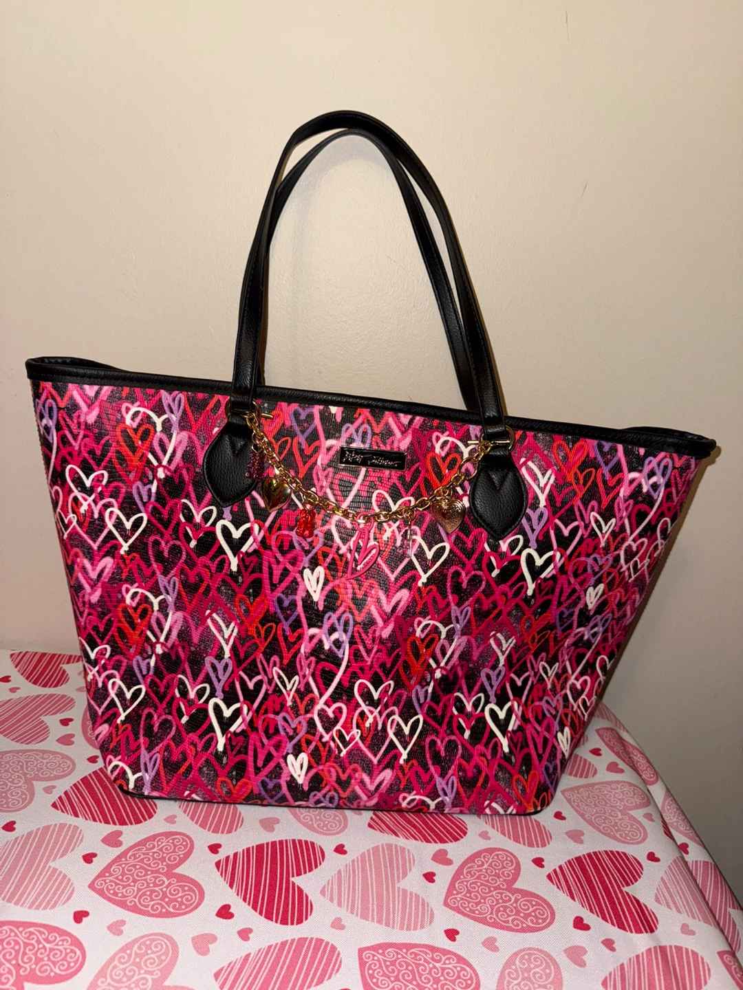 NEW BETSEY JOHNSON TOTE PURSE - photo 2