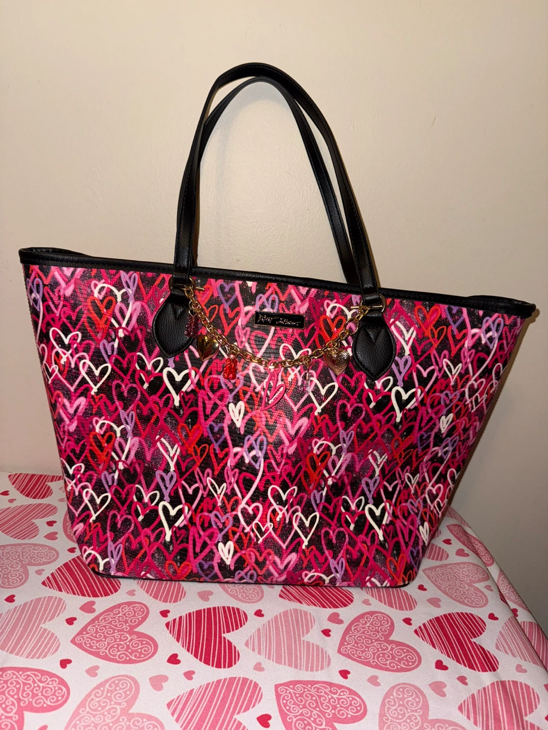 NEW BETSEY JOHNSON TOTE PURSE