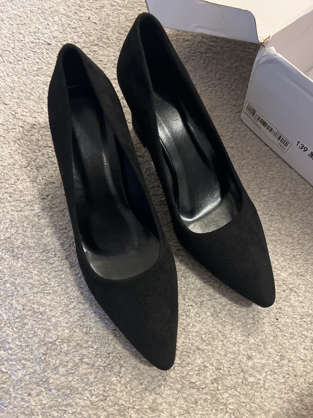 Black Suede Block Heel Pumps - photo 2