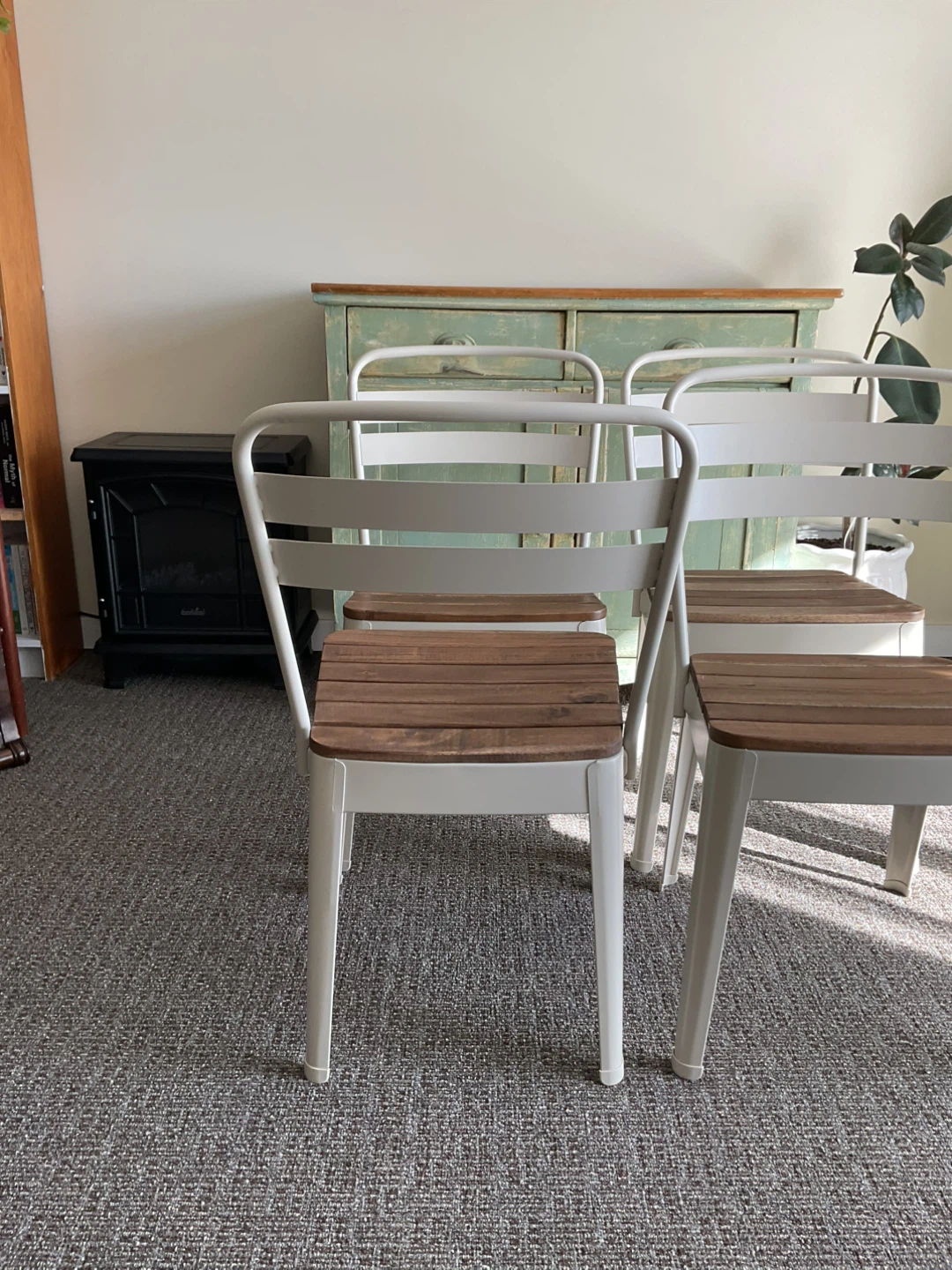 Set of 4 White and Wood Accent Chairs - photo 4
