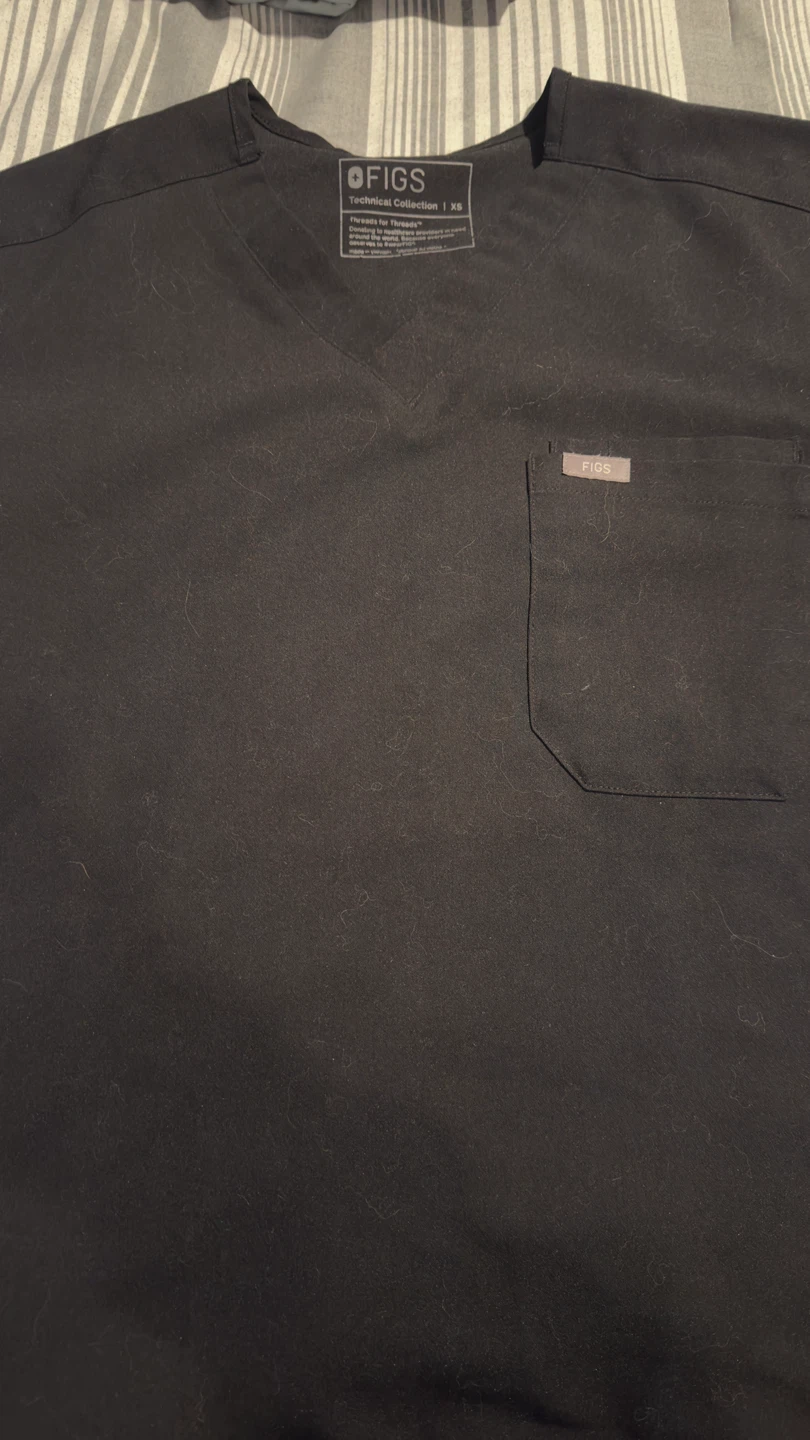 FIGS Technical Collection Scrub Top V Neck - Black, Size XS
