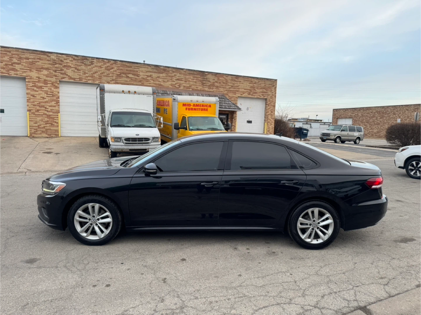 2020 VOLKSWAGEN PASSAT S - photo 4