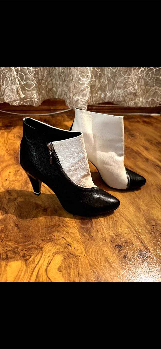 Diesel Black and White Leather Ankle Boots - photo 5