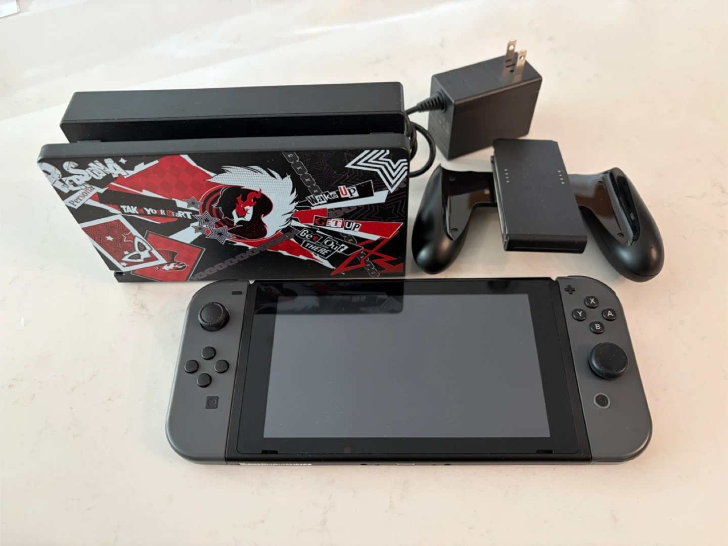 Nitendo Switch with Persona case and 128gb memory card