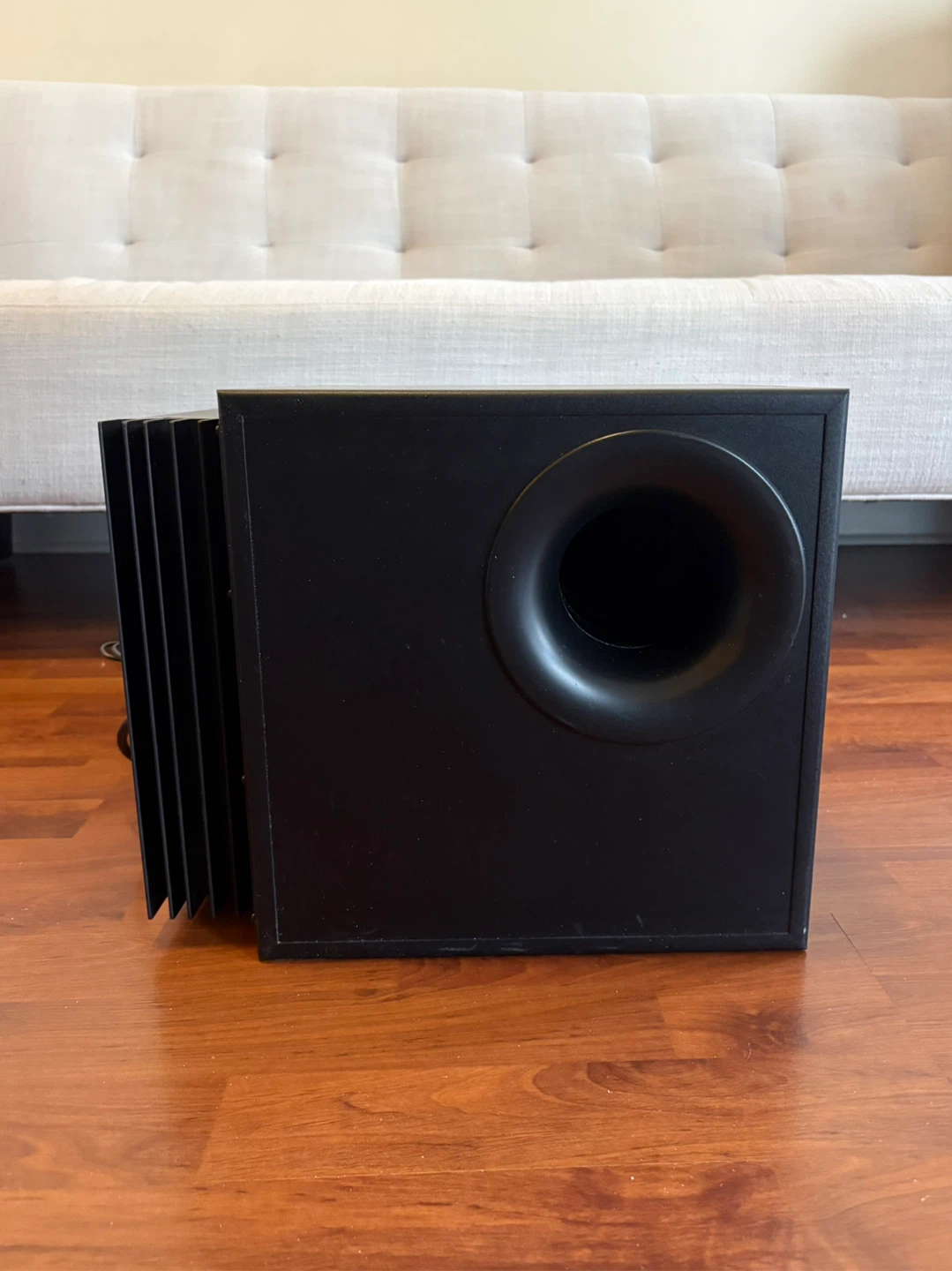 Logitech Speakers 🧡 - photo 4