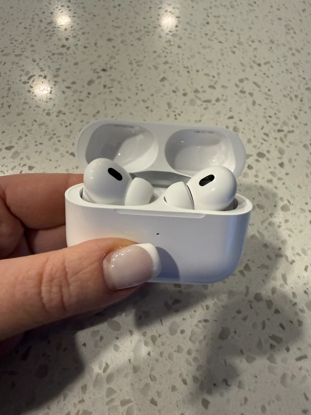 AirPods Pro (2nd generation) - Wireless Earbuds - photo 3