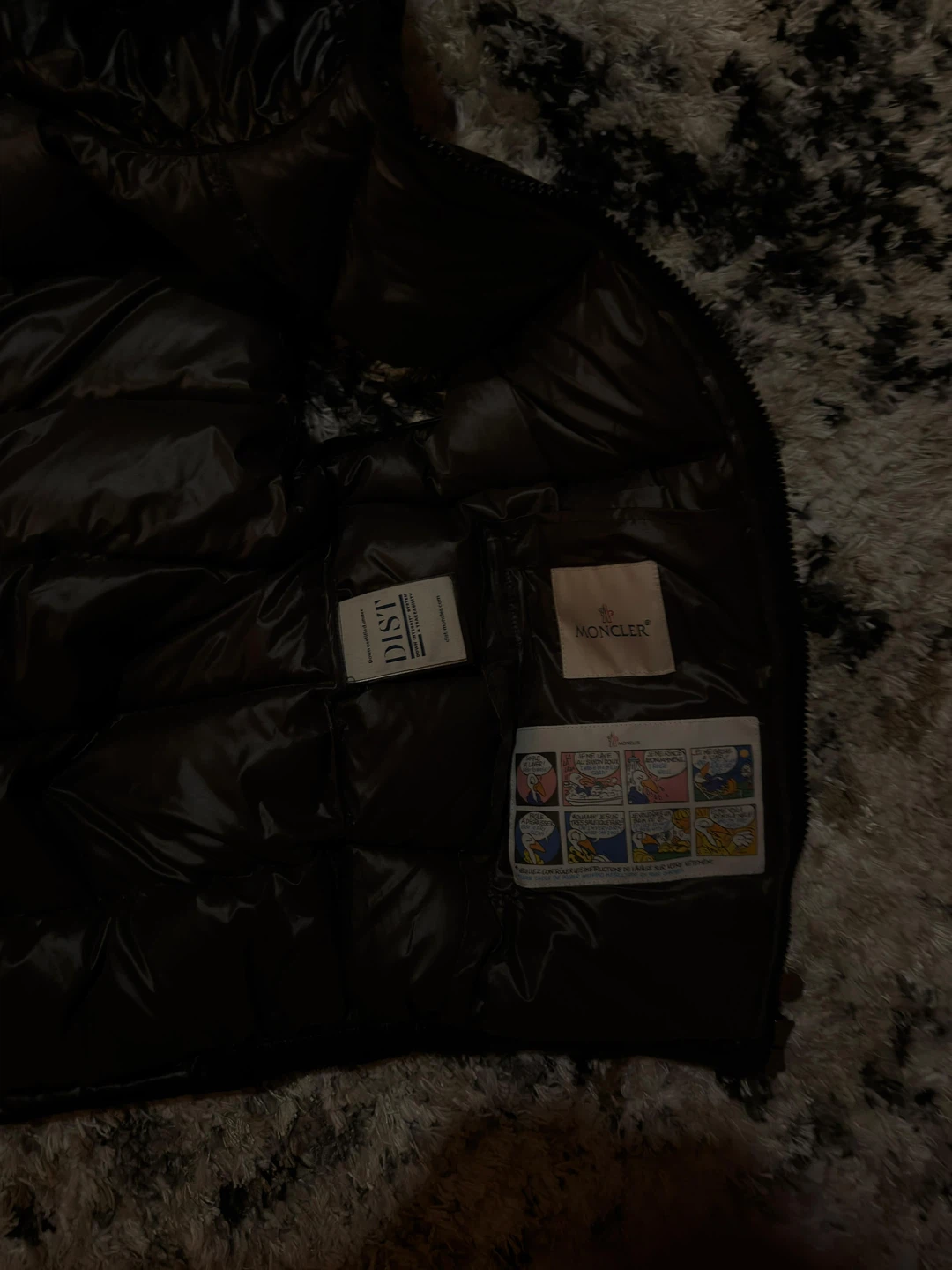 Moncler Black Down Puffer Vest with Hood - photo 4