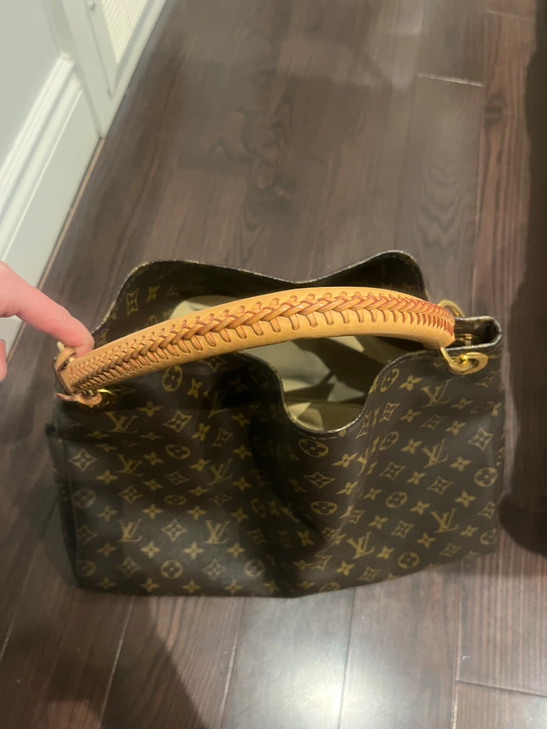 Louis Vuitton Monogram Shoulder Bag - photo 3