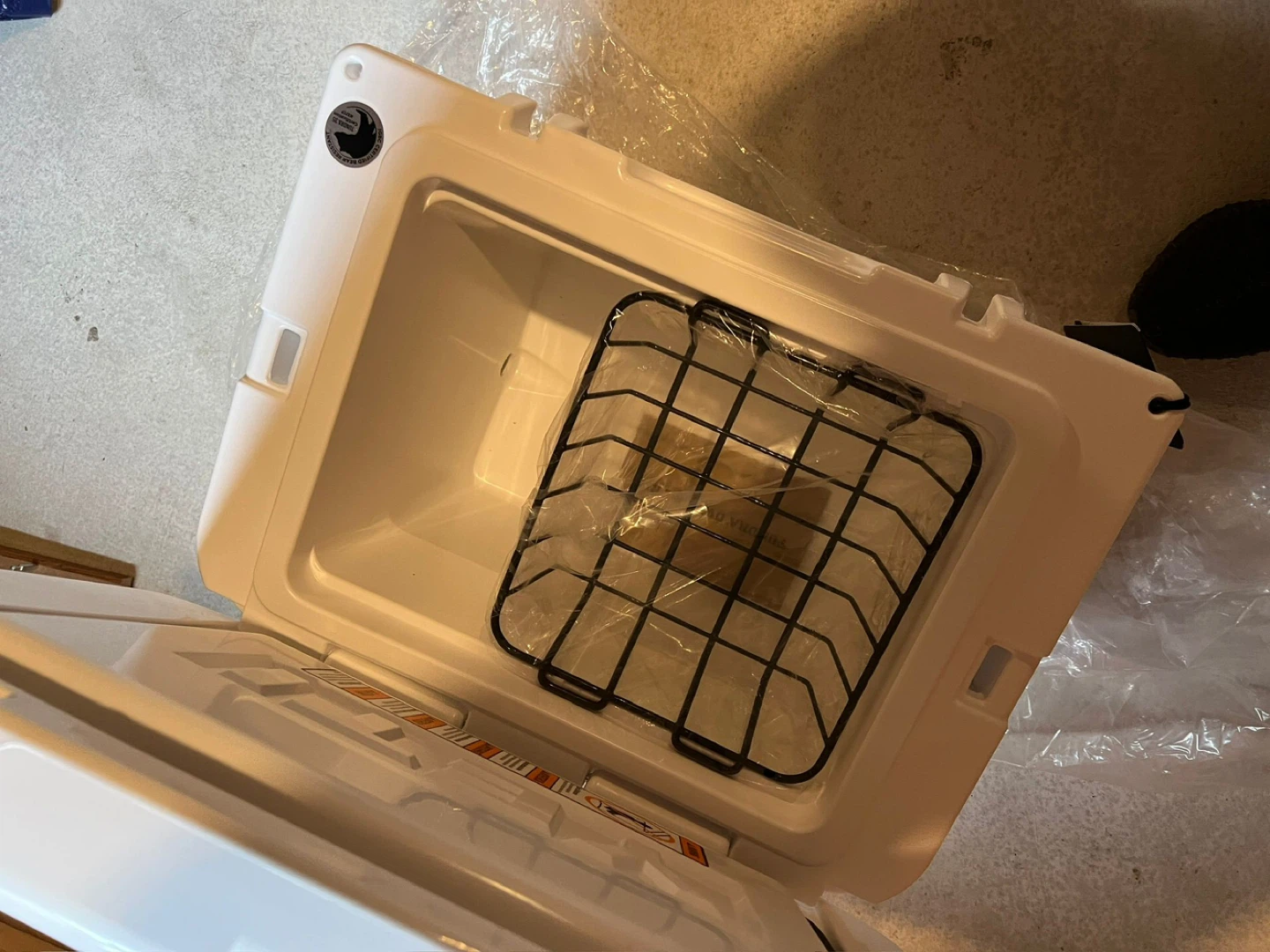 YETI TUNDRA 35 COOLER - photo 2