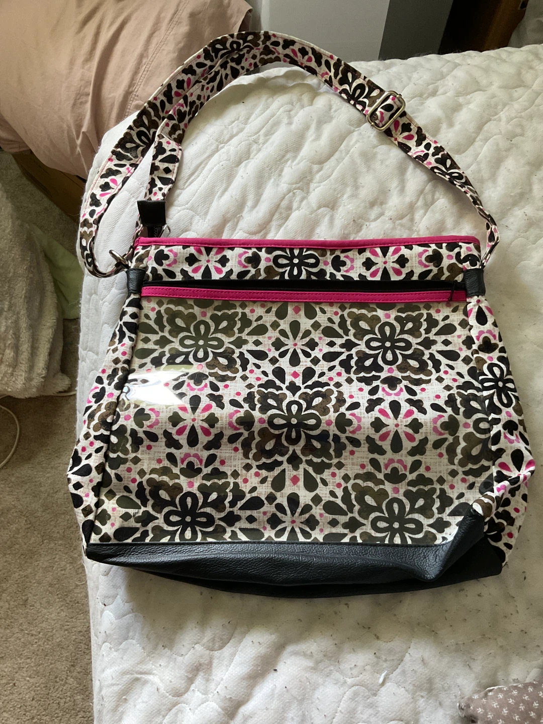 Luci Bags Crossbody Bag with Clear Pockets