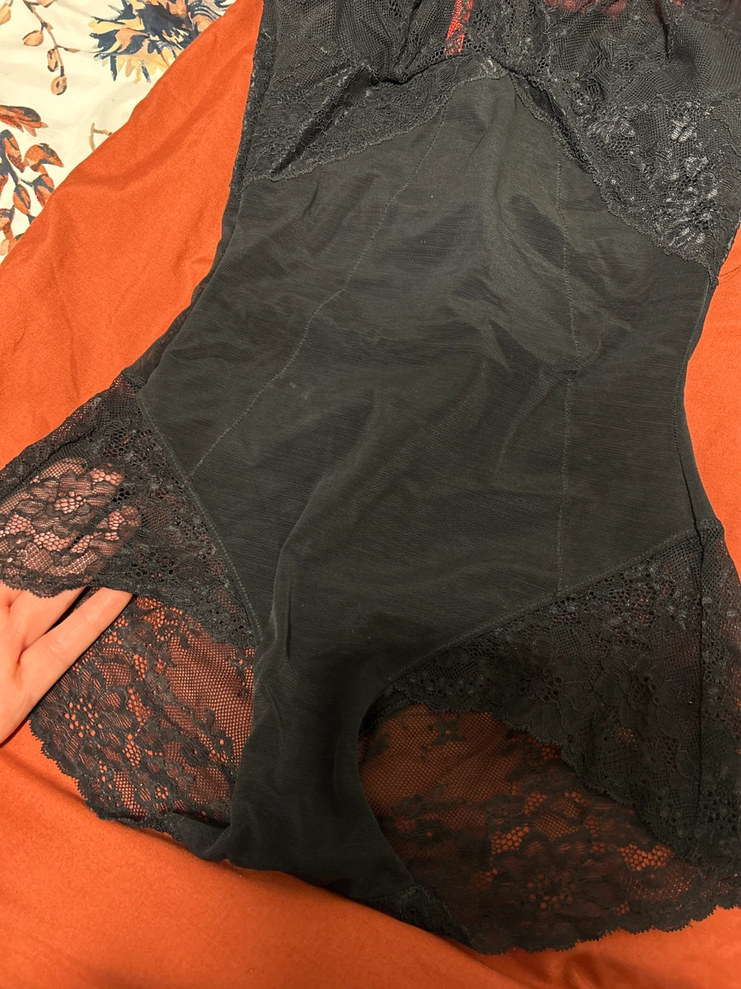 Spanx Black Lace Bodysuit M/L - photo 3