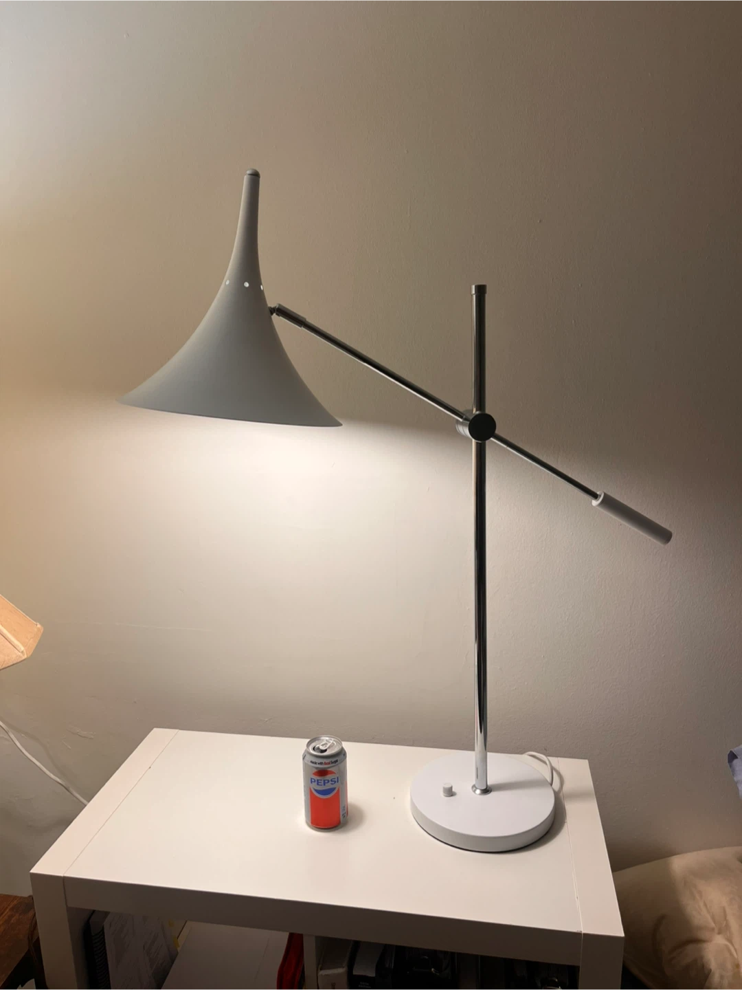 Adjustable Table lamp