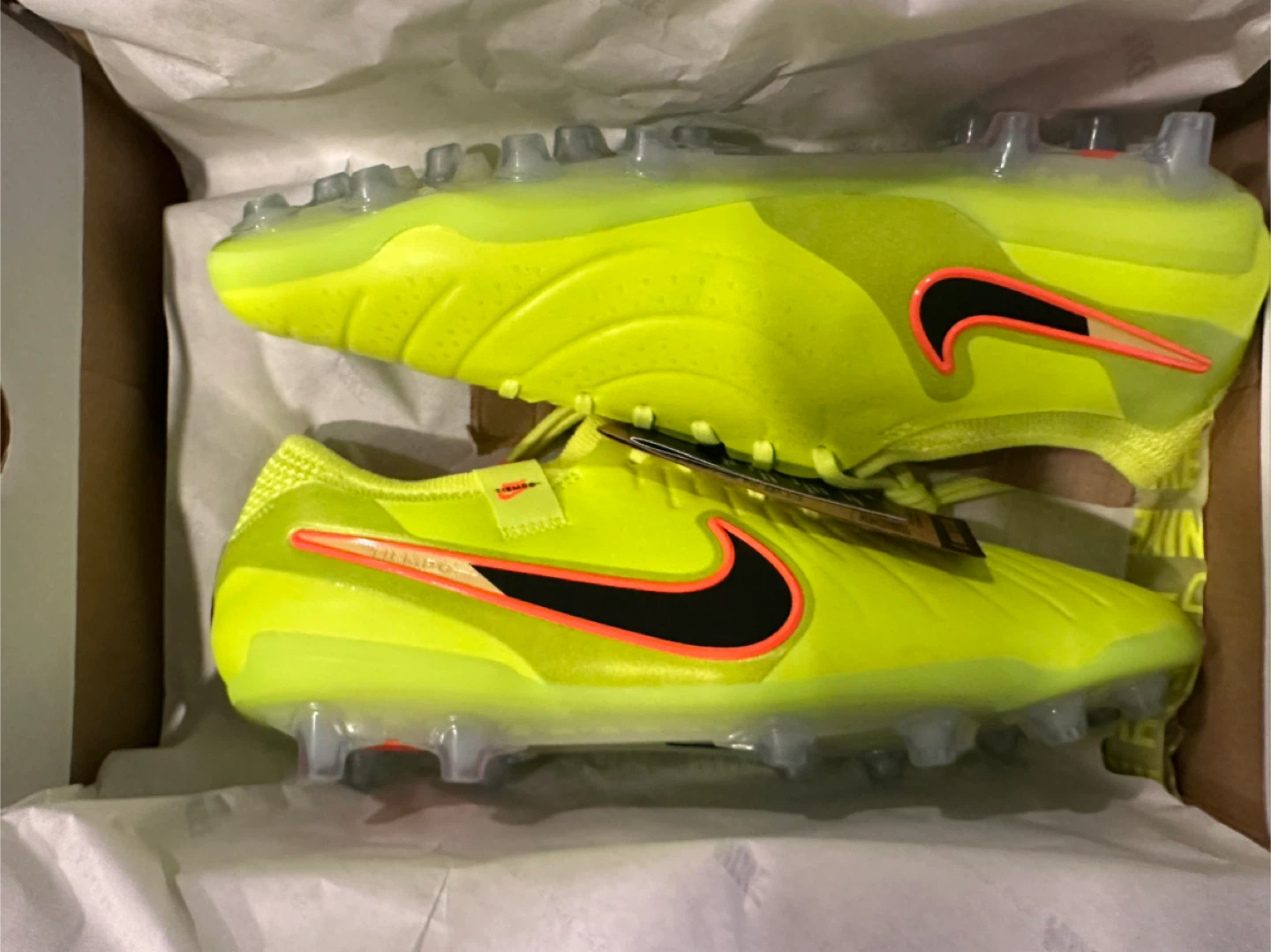 Nike Legend 10 Elite AG-Pro Football Boots - Size 9.5 - photo 3