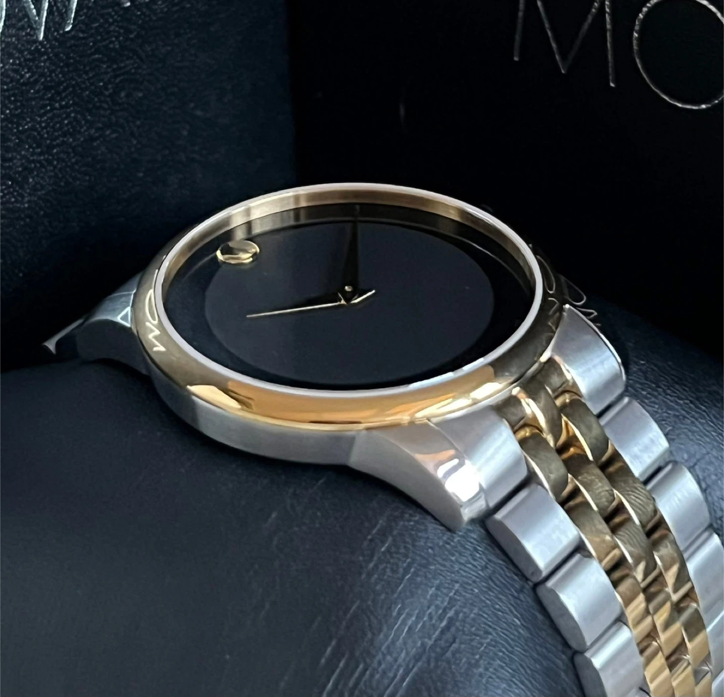 FOR SALE ✨ Movado Men’s Museum Black Dial Two-Tone Watch - photo 4