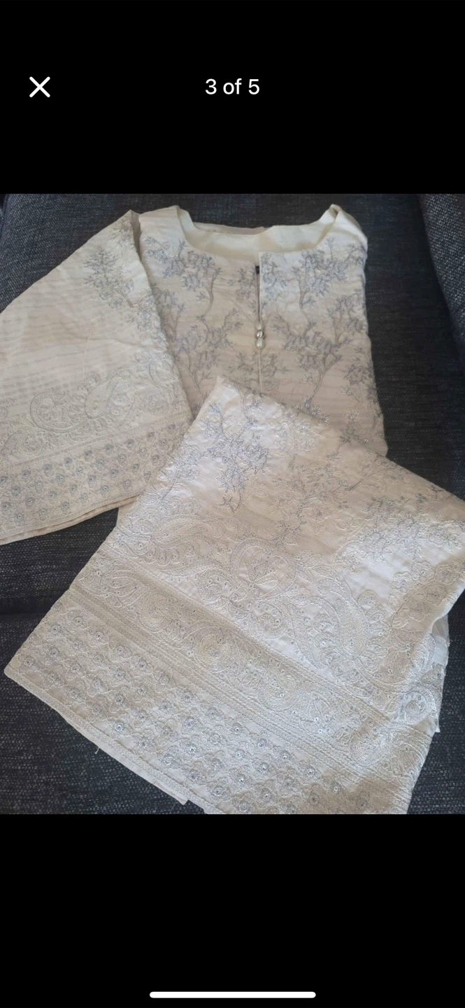 Cream embroidered kurta with pants - photo 2