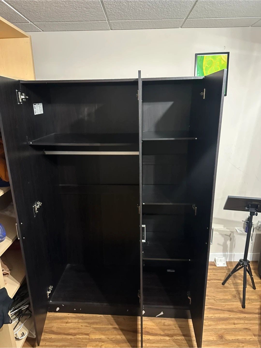 Dark Wood 3-Door Wardrobe - photo 3