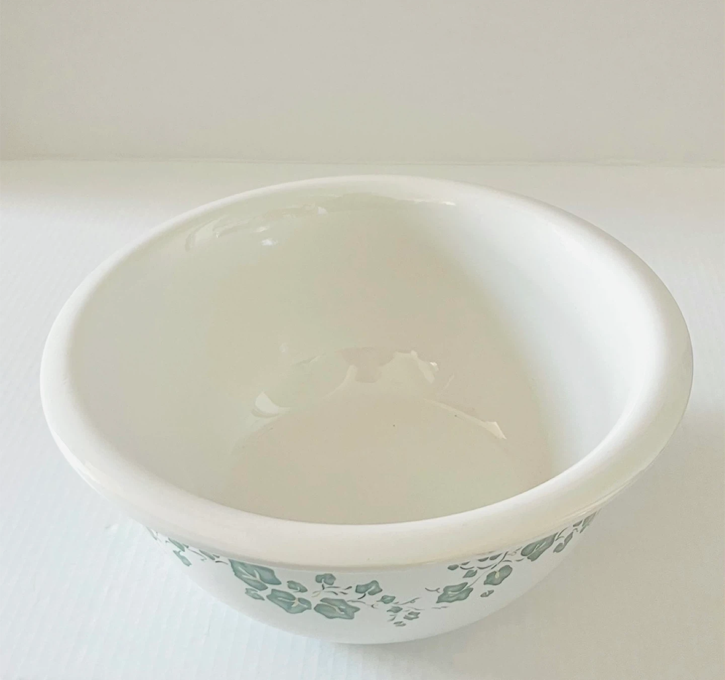 Ceramic Mixing Bowl – White with Green Floral Pattern - photo 2