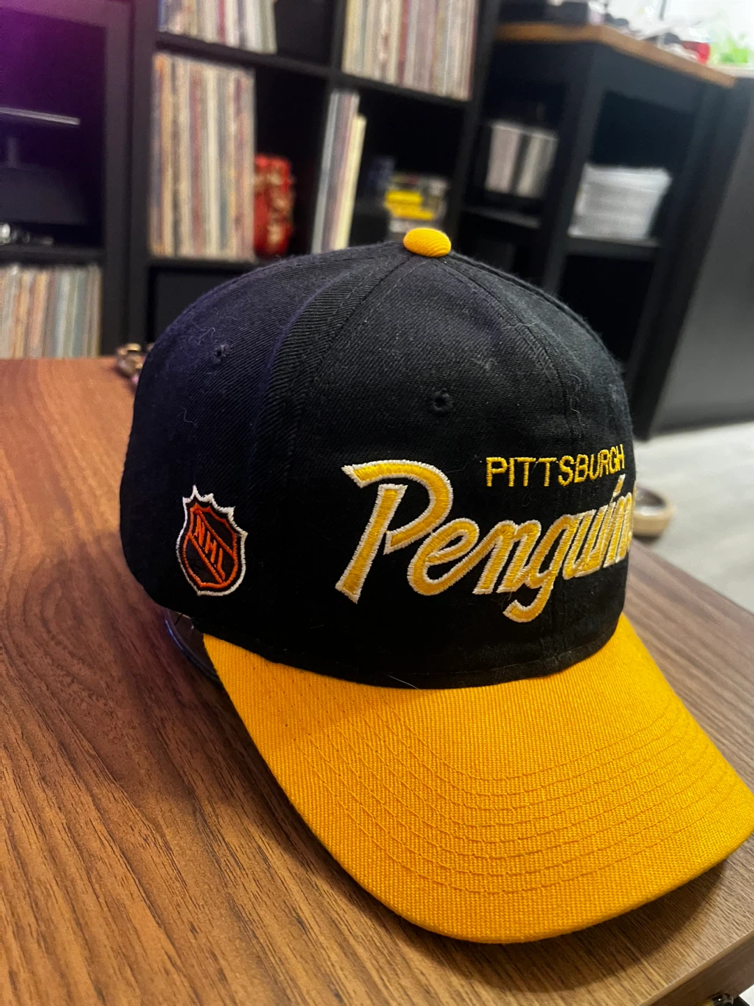 Vtg NHL Penguins Sports Specialties  Double Script Wool