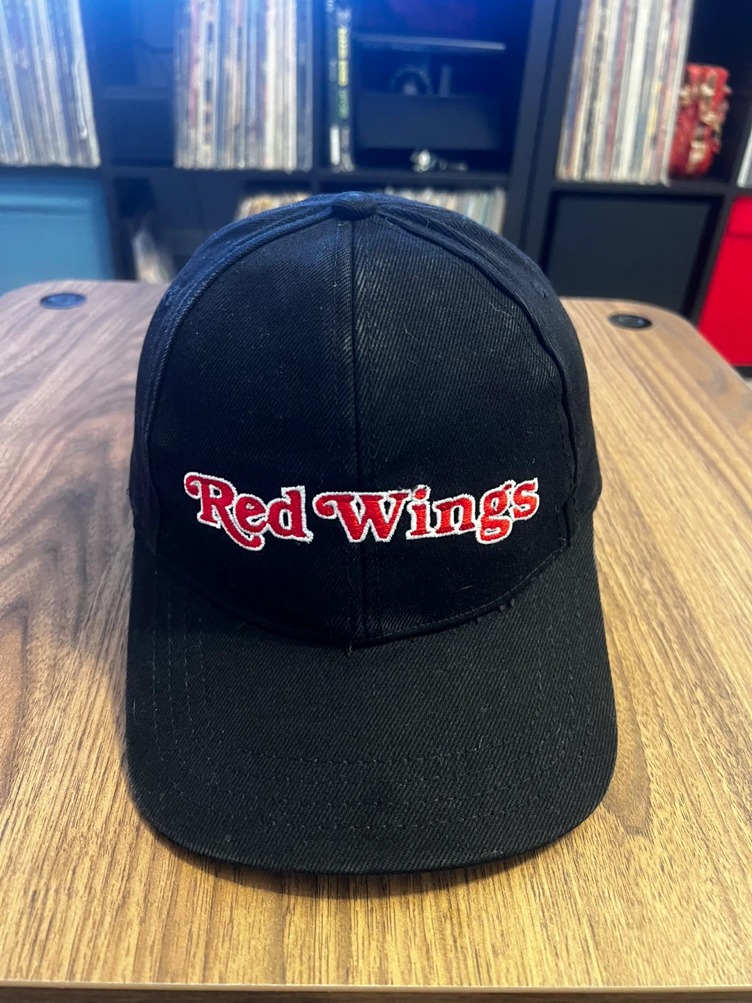 Detroit Red Wings Starter Black Baseball Cap