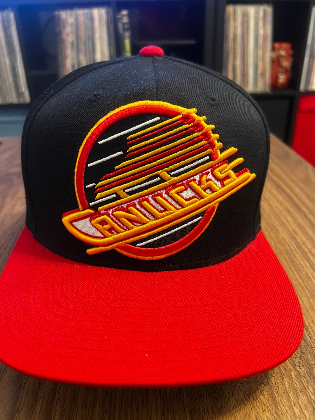 Vancouver Canucks Mitchell & Ness NHL Hockey Cap