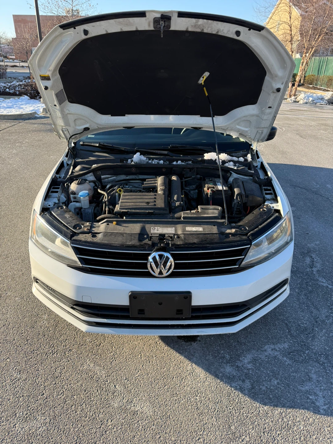 White Volkswagen Jetta Sedan - photo 5