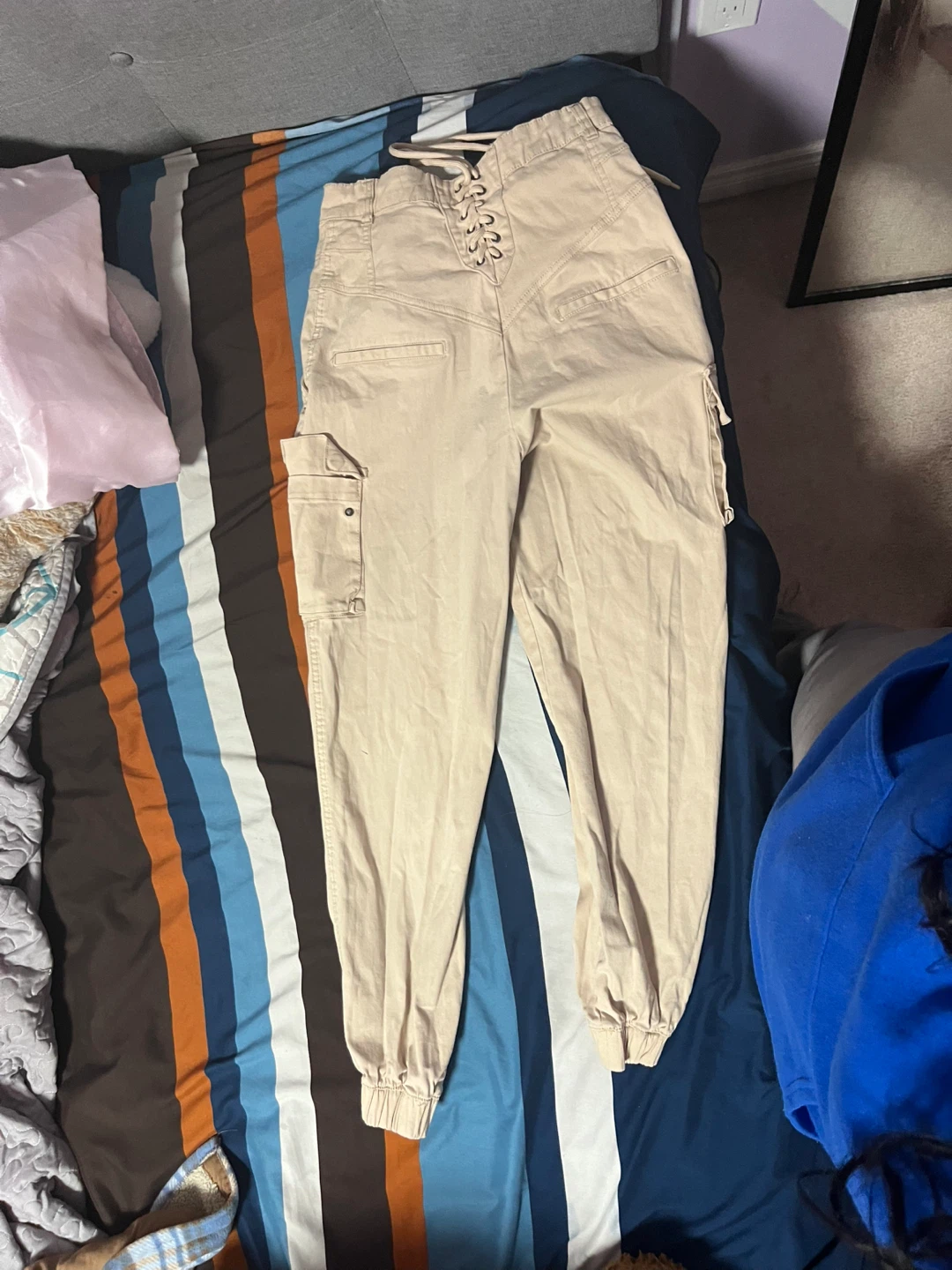 Women's Cargo Pants - photo 2