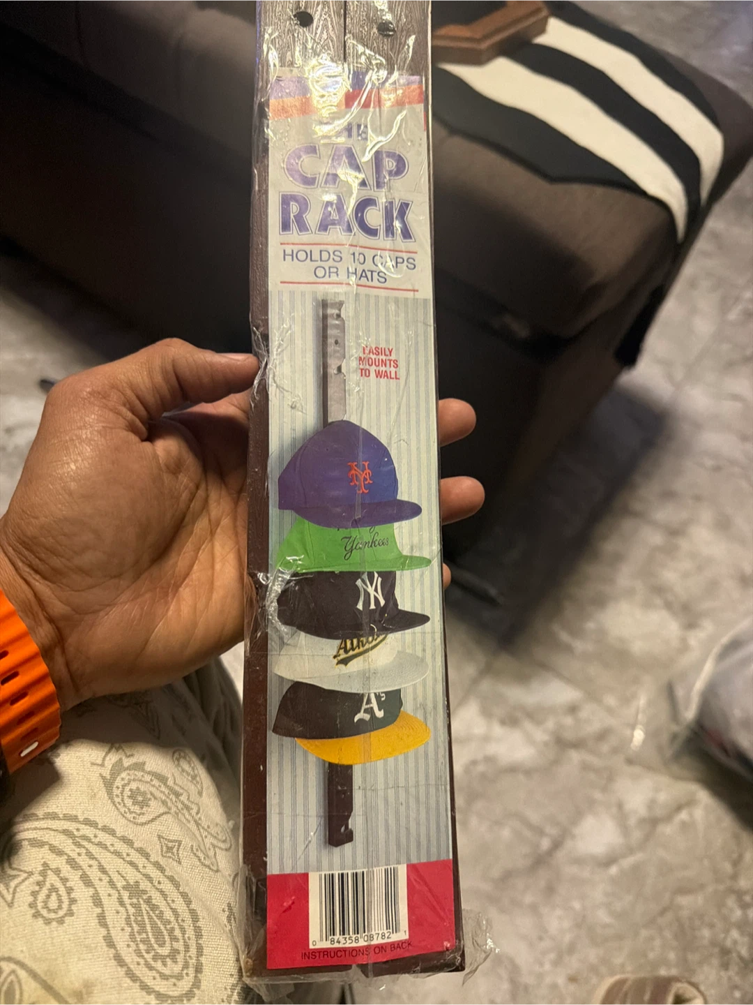 Cap Rack for 10 Hats