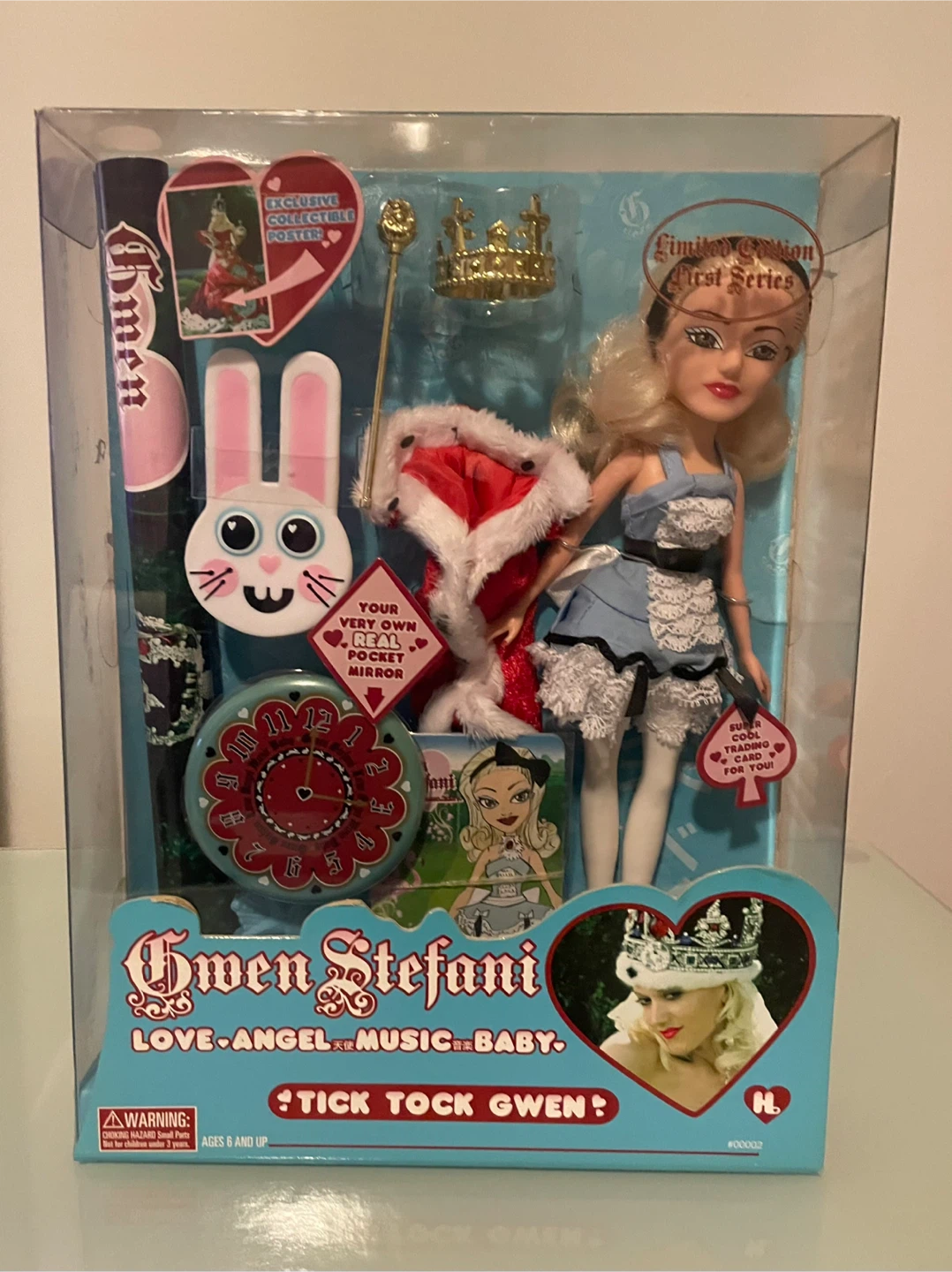*NEW IN BOX* Limited Edition Gwen Stefani "Tick Tock Gwen" Doll