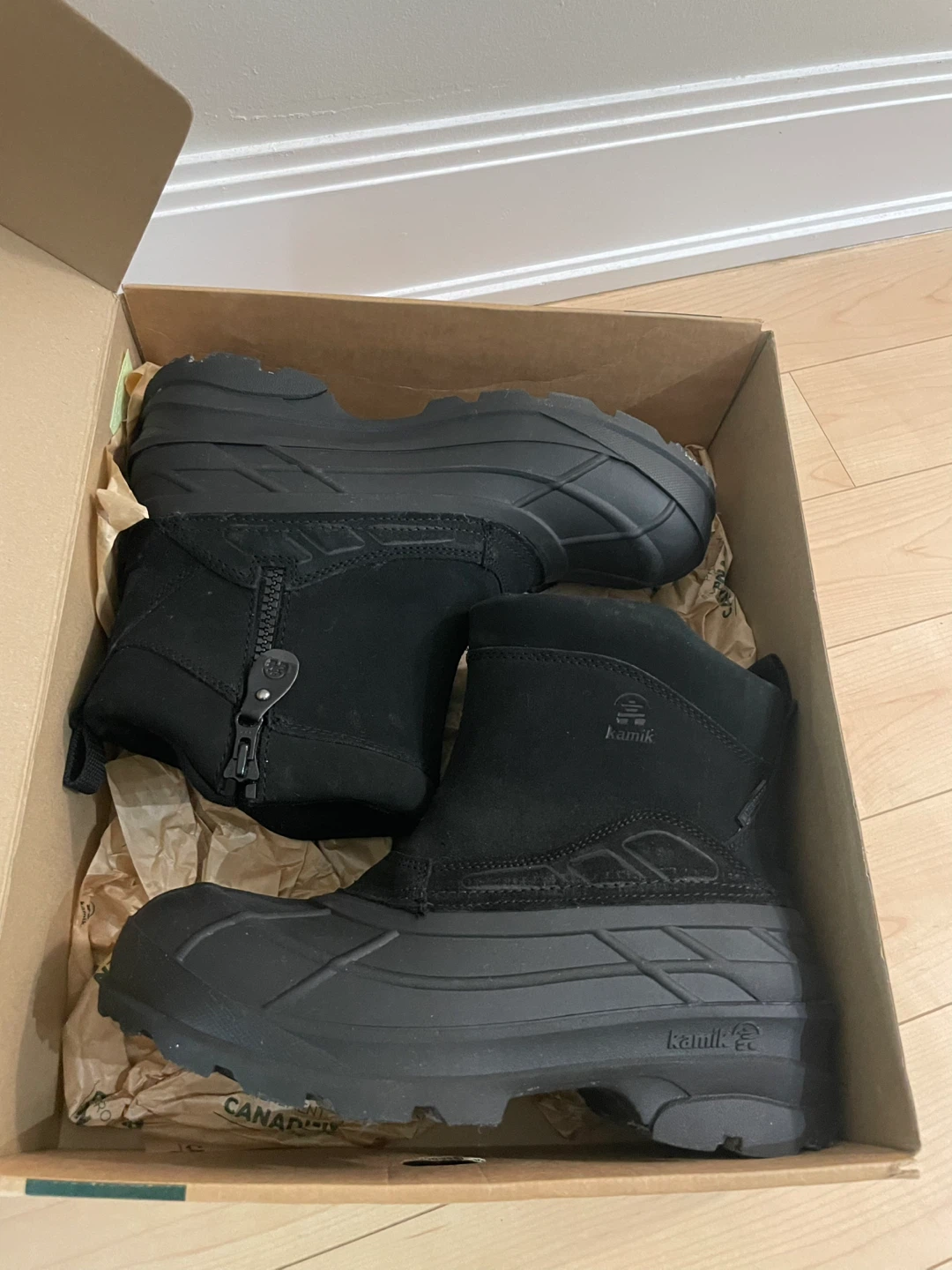 Worn only once Kamik  Men's Winter Boots - - photo 3
