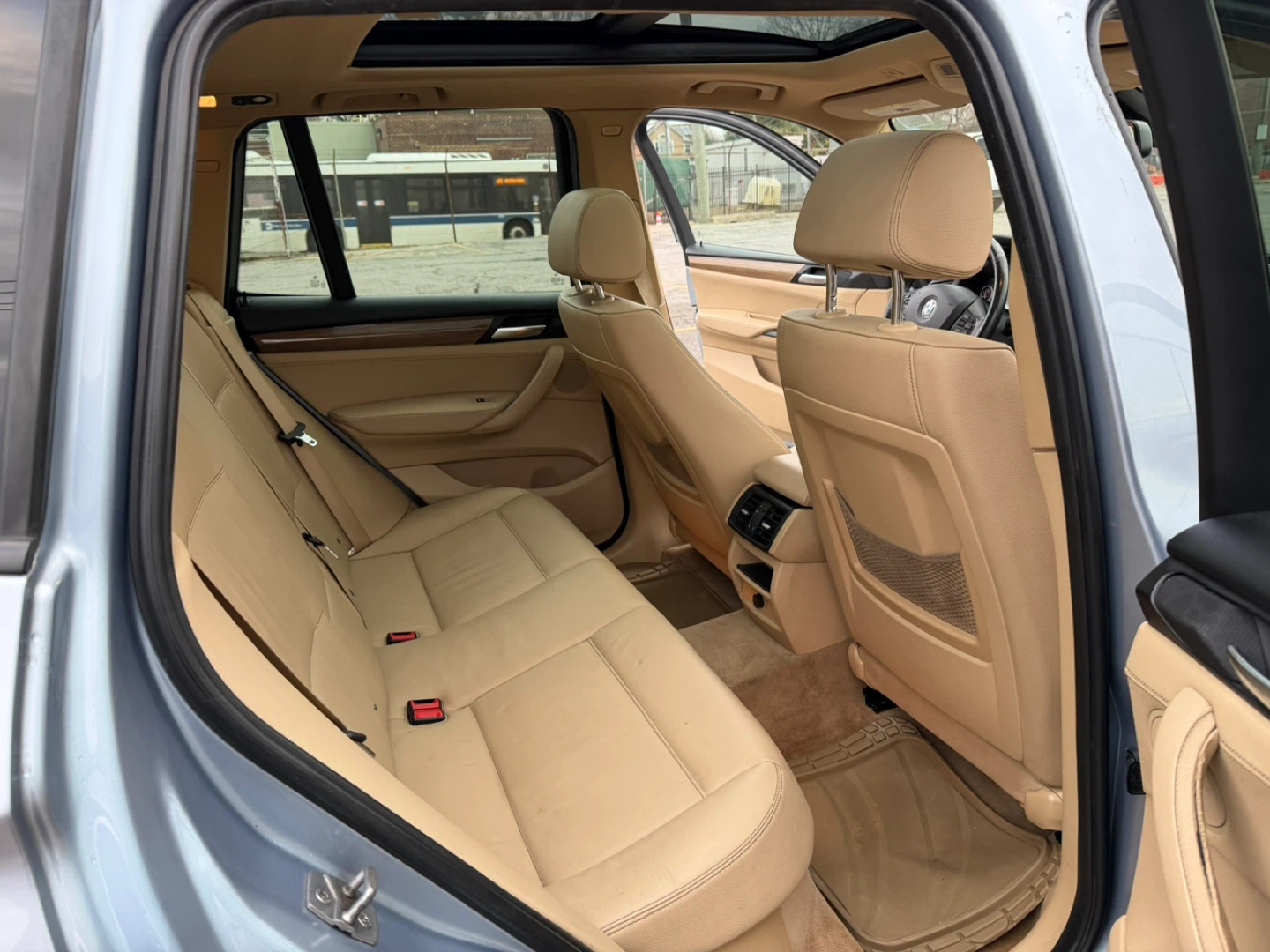 BMW X3 SUV - photo 5