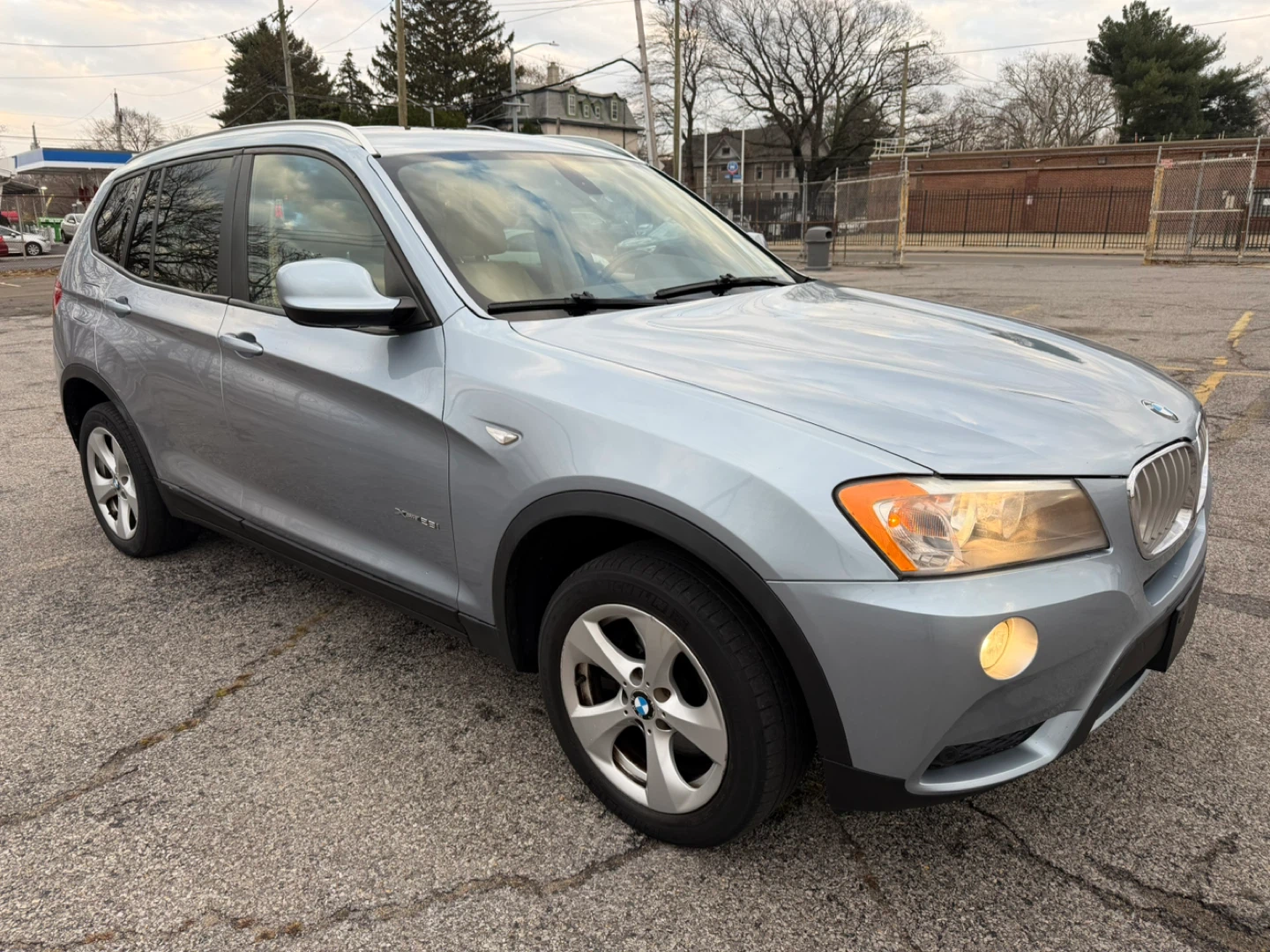 BMW X3 SUV - photo 2