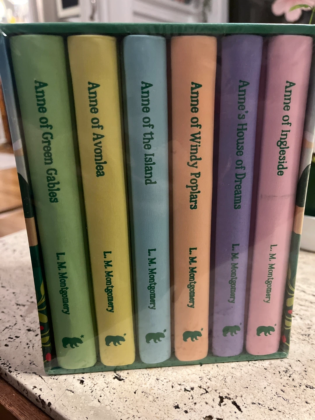 The Anne of Green Gables Collection Box Set by L. M. Montgomery - photo 2