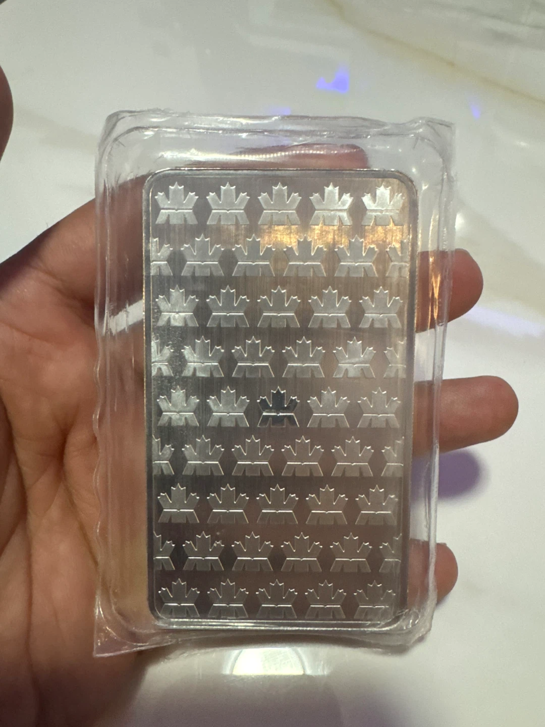 Royal Canadian Mint 10 oz Fine Silver Bar - photo 2