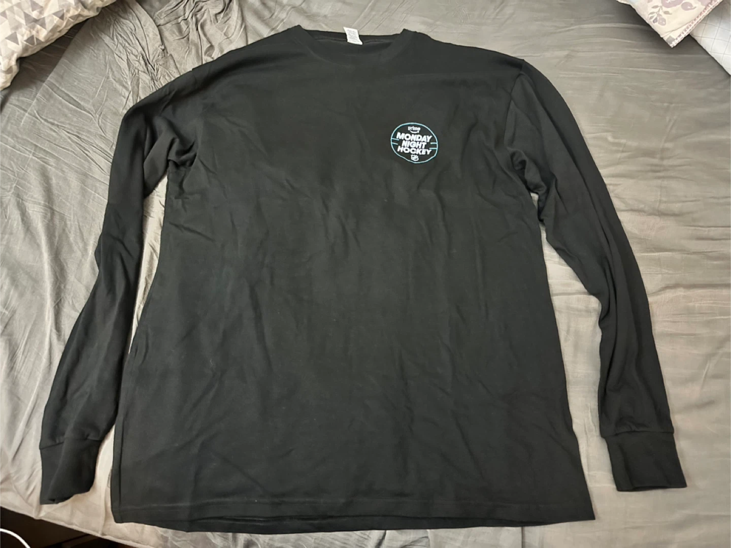 🆕Monday Night Hockey Long Sleeve T-Shirt XL - photo 2
