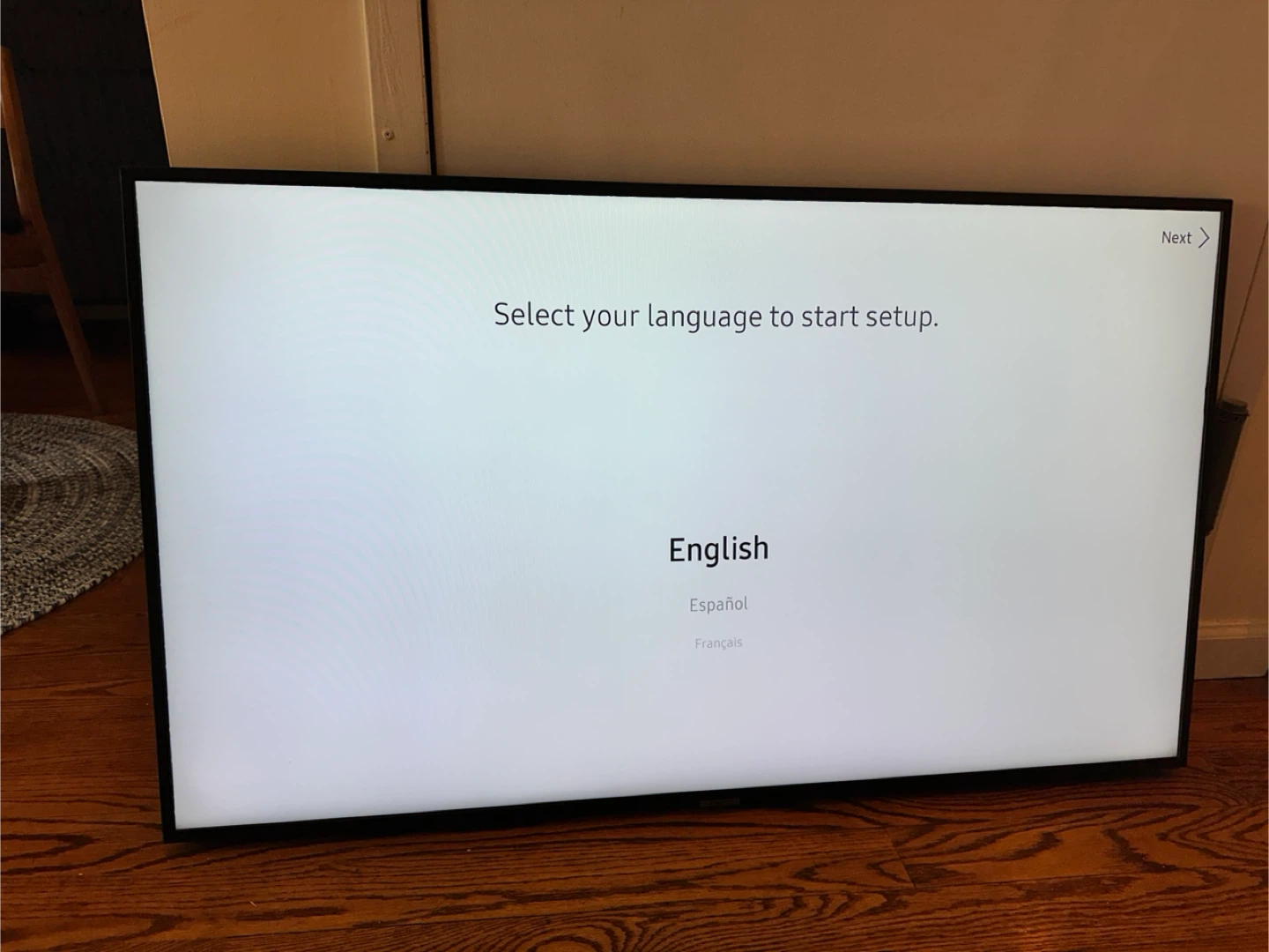 Selling Samsung 50" Class RU7100 Smart 4K UHD TV (2019) - photo 2