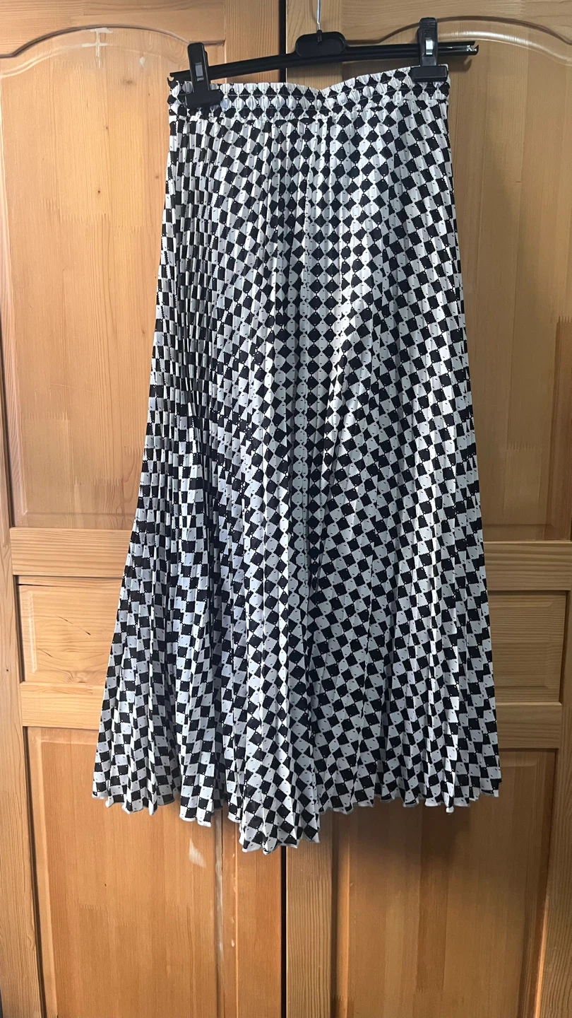Ginger Pleated Skirt - Black & White Checkered Pattern - photo 2